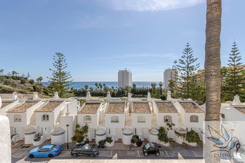 Benalgolf/penthouse With Wonderful Sea Views Appartement