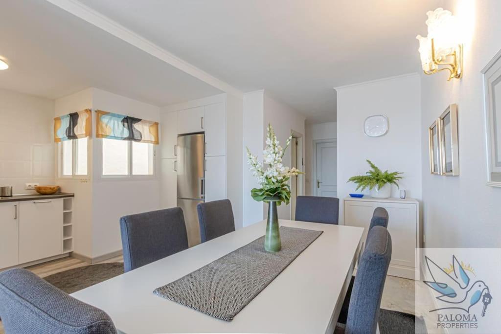 Benalgolf/penthouse With Wonderful Sea Views Appartement *