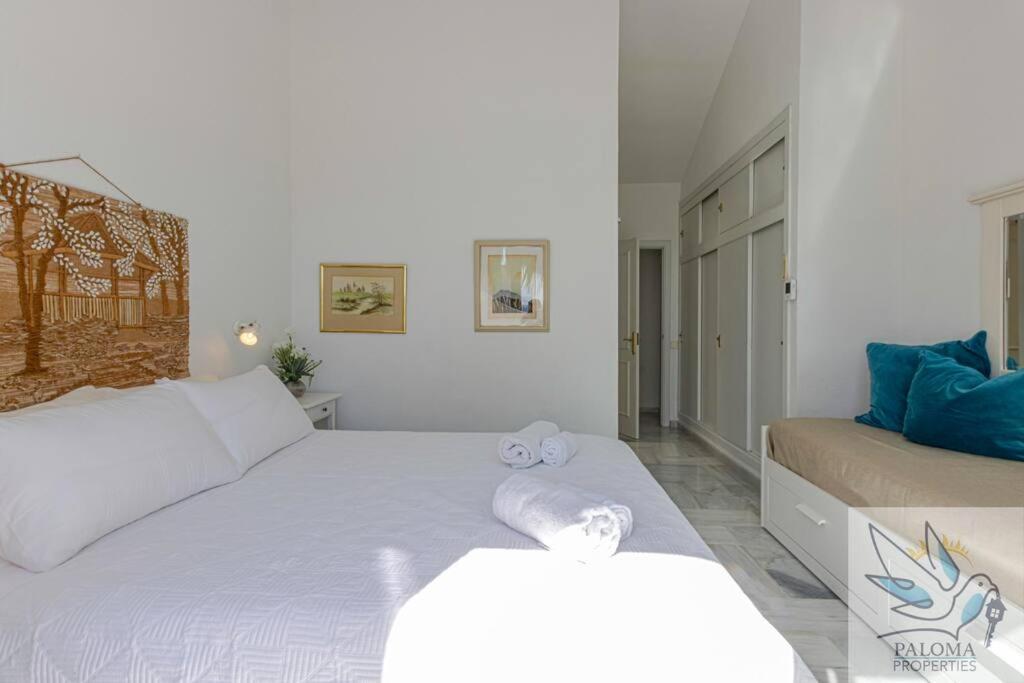 Benalgolf/penthouse With Wonderful Sea Views